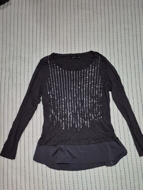 🌼Free w/purchase - Apt. 9 Long-Sleeve Top with Rhinestone Front and Layered Hem
